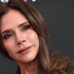 Thu nhập khủng của Victoria Beckham 2 1759931906176 17599319065611727019281 0 0 628 1200 crop 1759932037034242926039jpg