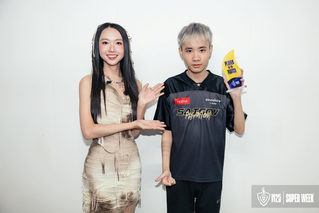 Chỉ một tình huống, nữ MC Liên Quân nổi tiếng phải lập tức đăng đàn