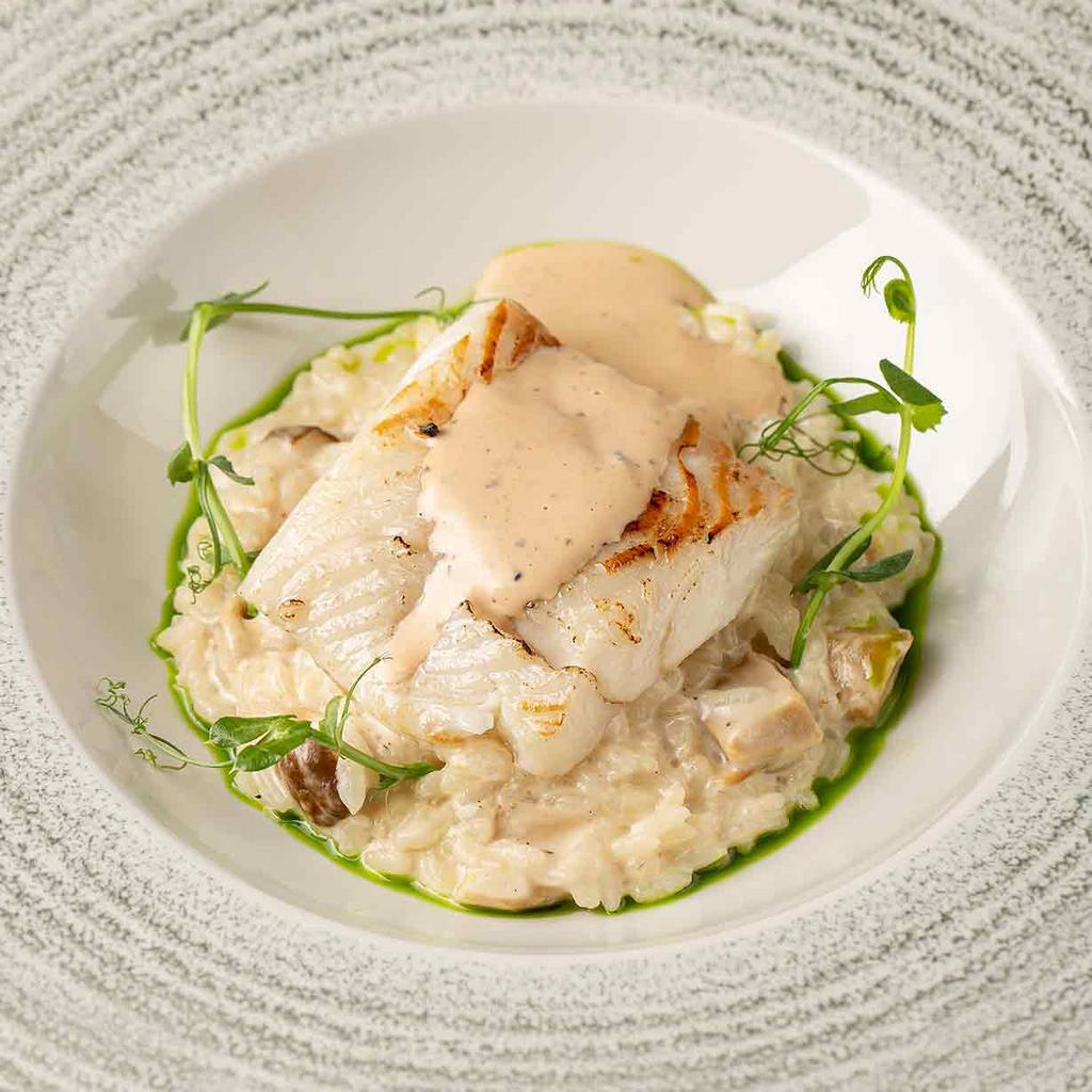 Bật mí thực đơn độc đáo trong tiệc chiêu đãi của Nga tại Điện Kremlin sau Lễ Duyệt binh Ngày Chiến thắng- Ảnh 2.