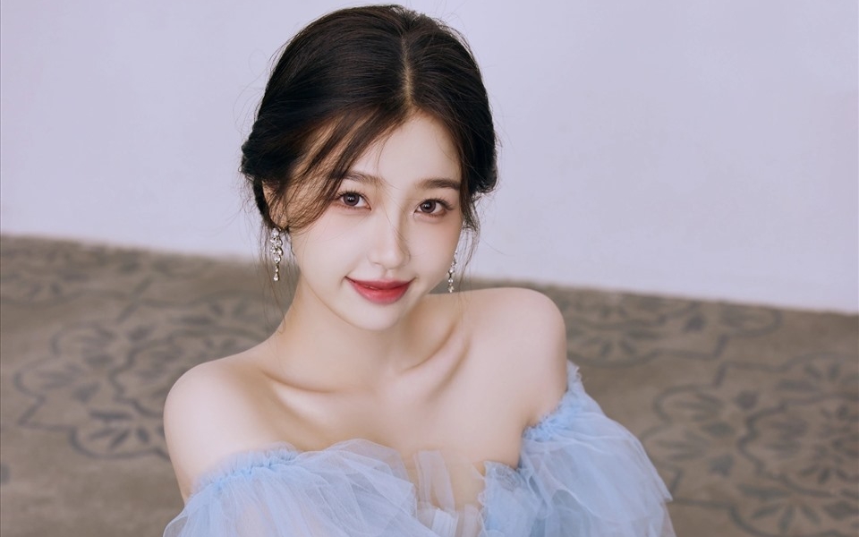 MXH phẫn nộ vì nữ diễn viên