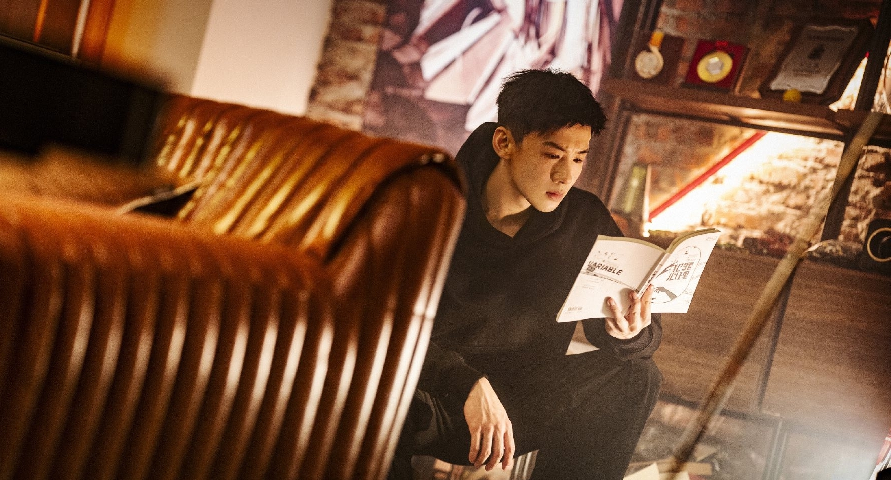 Bao năm mới lại có 1 mỹ nam diễn xuất nâng tầm nhan sắc: Visual này 100/10 điểm, xem mà thấy khó thở theo- Ảnh 1.