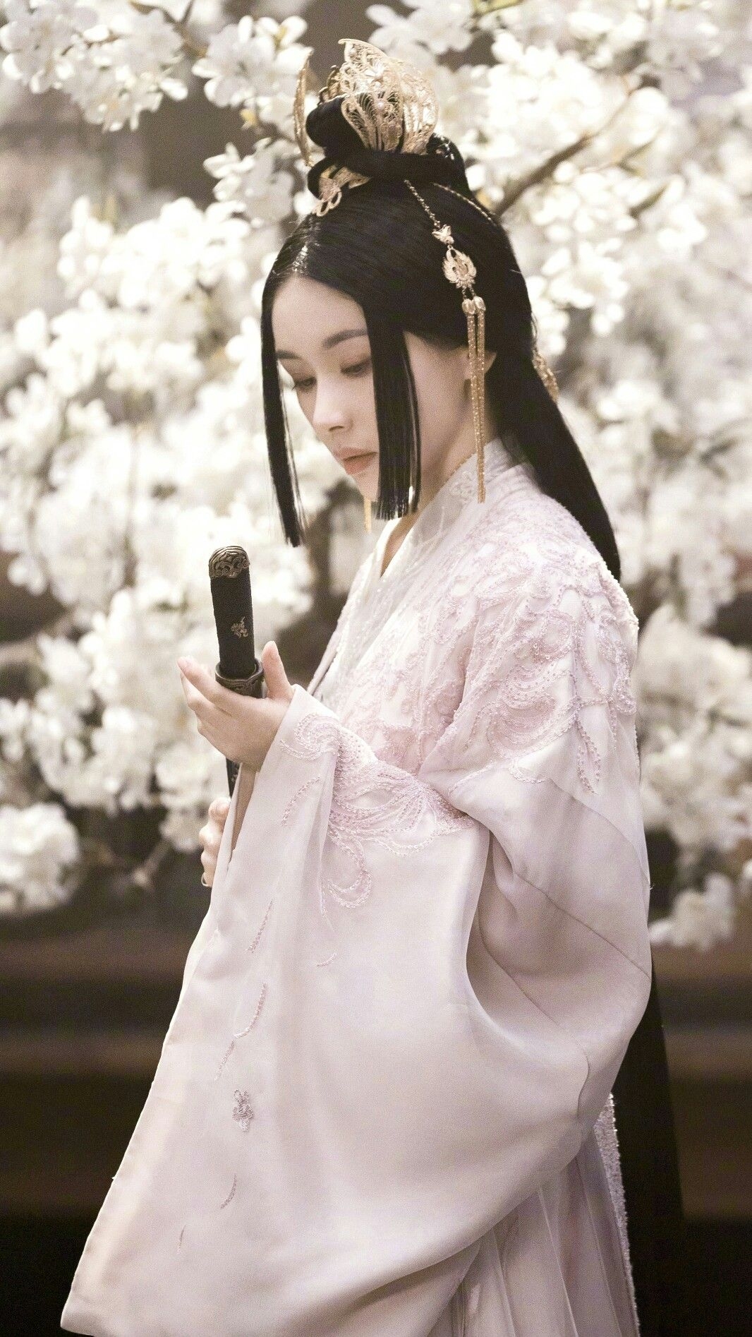 Gu xịn cỡ nào mới làm ra phim Trung Quốc đẹp cỡ này: Nữ chính mỗi giây phong thần 1 lần, đỉnh cao của thẩm mỹ- Ảnh 4. Gu xịn cỡ nào mới làm ra phim Trung Quốc đẹp cỡ này: Nữ chính mỗi giây phong thần 1 lần, đỉnh cao của thẩm mỹ- Ảnh 4.