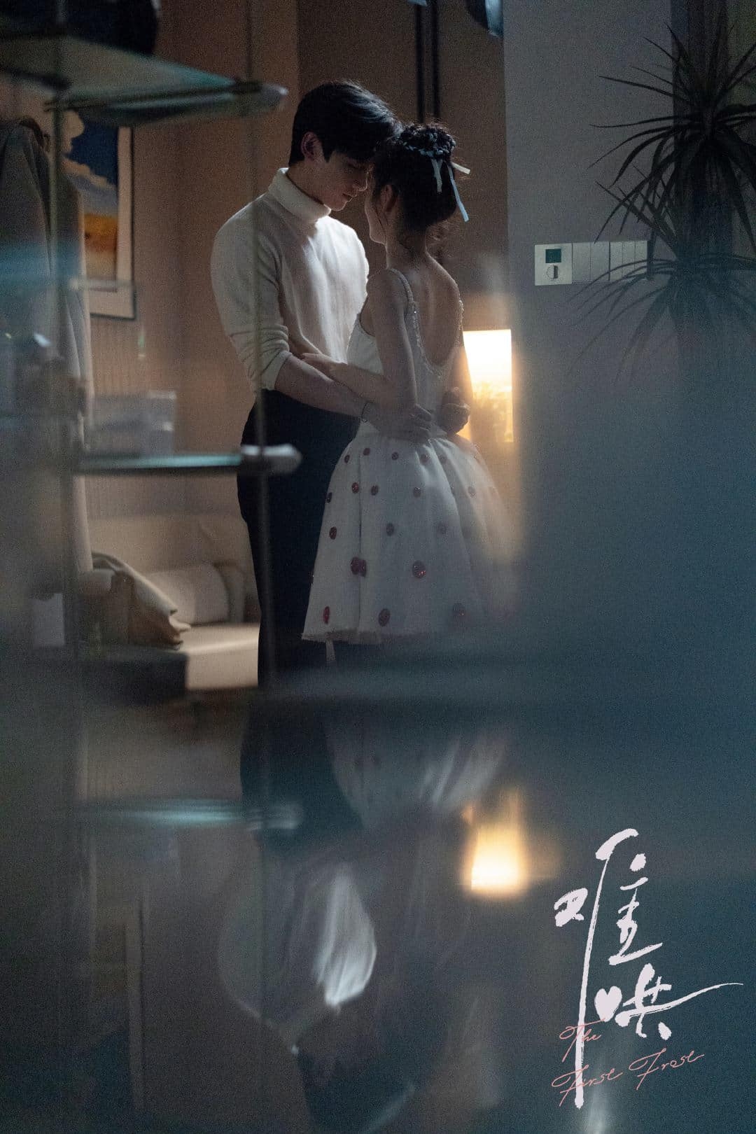 Tự thôi miên bản thân để tin đây là cùng 1 người: Đầu năm đẹp đỉnh nóc kịch trần, cuối năm sao lại lại ra nông nỗi này- Ảnh 3.