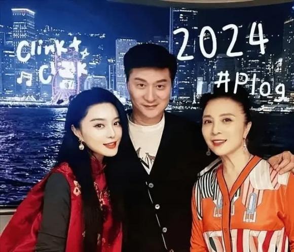 Không tin được đây là bố đẻ của Phạm Băng Băng- Ảnh 3. Không tin được đây là bố đẻ của Phạm Băng Băng- Ảnh 3.