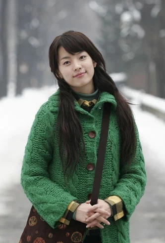 Nữ chính series phim 4 mùa kinh điển: Ngoài Choi Ji Woo, Song Hye Kyo và Son Ye Jin, còn có mỹ nhân cười đẹp nhất Hàn Quốc- Ảnh 19.