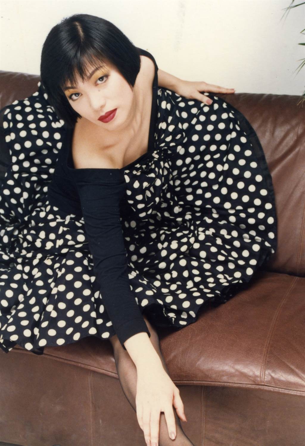 5 sao nam “lật kèo” không đáng mặt đàn ông: Cấm vợ sinh con rồi lại ra ngoài