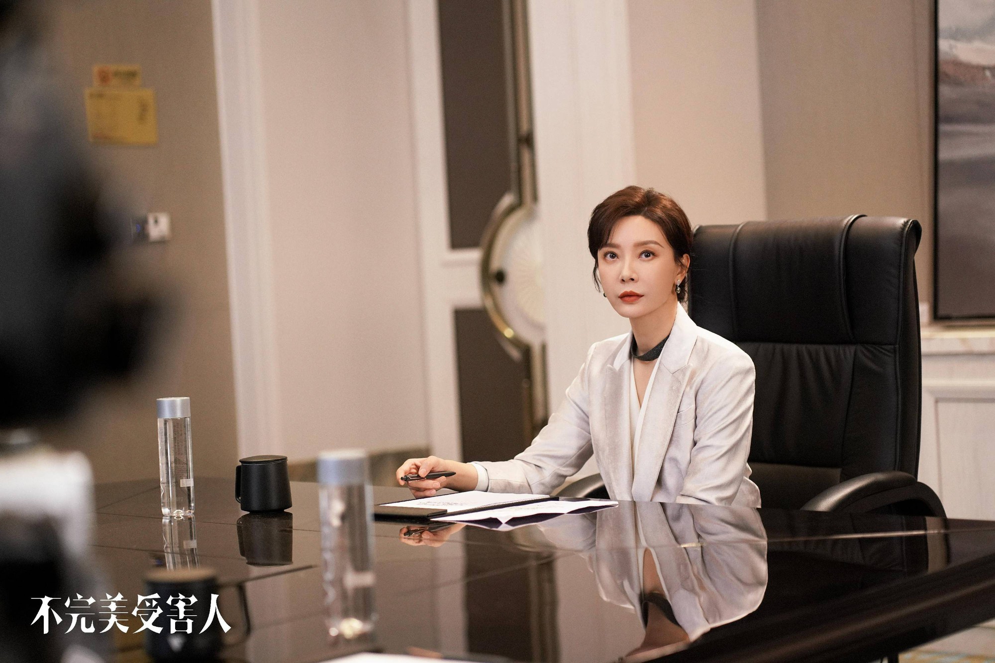 Khi phu nhân hào môn cao tay xử lý chồng ngoại tình: Không cần giữ đàn ông, chỉ cần giữ quyền lực- Ảnh 3.