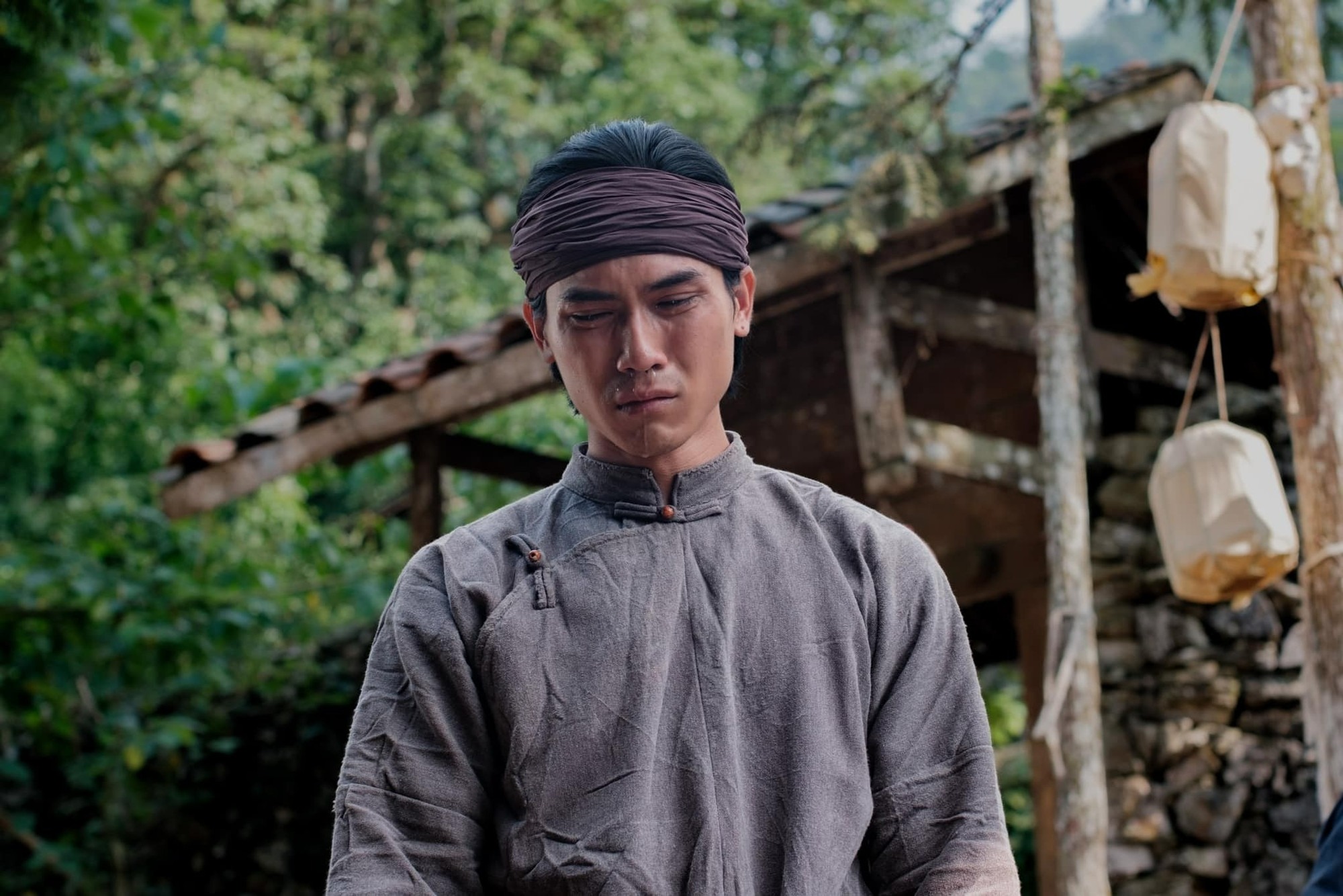 Lần đầu có mỹ nam thẳng thừng từ chối phim Tết của Trấn Thành, nhận lời sang phe