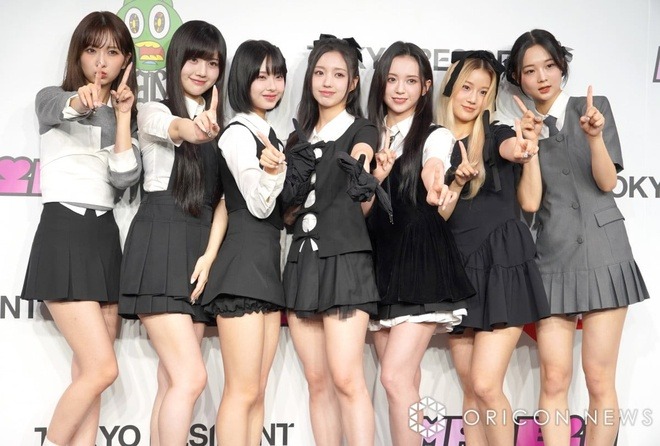 Chưa từng có: Ca sĩ 20 tuổi cầu cứu vì bị CEO tấn công tình dục, mẹ đích thân mở họp báo nóng- Ảnh 3. Chưa từng có: Ca sĩ 20 tuổi cầu cứu vì bị CEO tấn công tình dục, mẹ đích thân mở họp báo nóng- Ảnh 3.