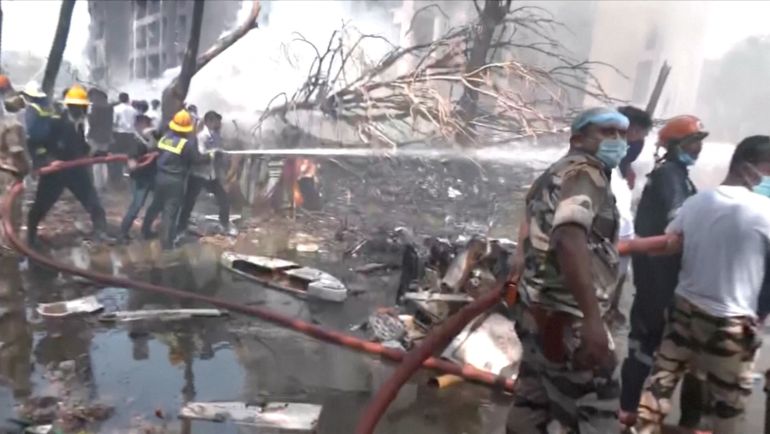 Vụ rơi máy bay Ấn Độ: Vụ rơi máy bay Ấn Độ: