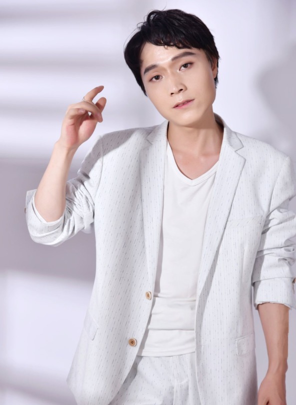 Ca sĩ 33 tuổi bị kết án tử hình vì sát hại dã man bạn gái vị thành niên- Ảnh 1.