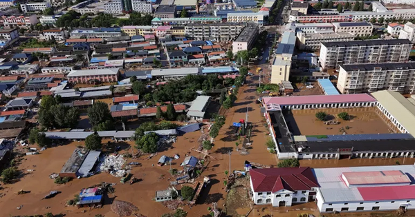 Mưa lũ ở Trung Quốc: 31 người cao tuổi chết trong viện dưỡng lão 2025 07 29t111645z1030517622rc2bwfaequ8xrtrmadp3asia weather china 1753983999 15392128 1754038764038 1754038764478302988020 0 0 450 720 crop 1754039354695863101458png