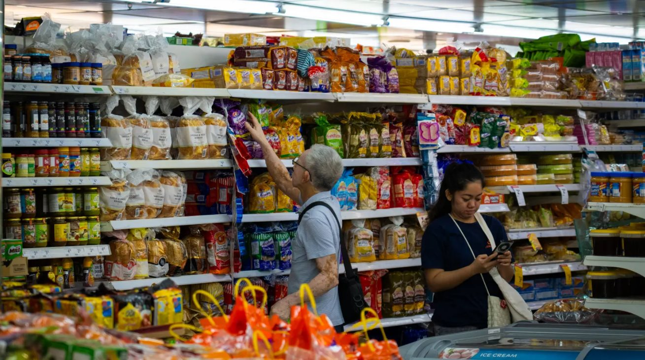 60% người dân một nước ĐNÁ lâm vào cảnh đầu tháng đã hết tiền, giới trẻ vung tiền chi tiêu để ‘bằng bạn bằng bè’, chậm lấy vợ sinh con, không tài khoản tiết kiệm- Ảnh 3. 60% người dân một nước ĐNÁ lâm vào cảnh đầu tháng đã hết tiền, giới trẻ vung tiền chi tiêu để ‘bằng bạn bằng bè’, chậm lấy vợ sinh con, không tài khoản tiết kiệm- Ảnh 3.