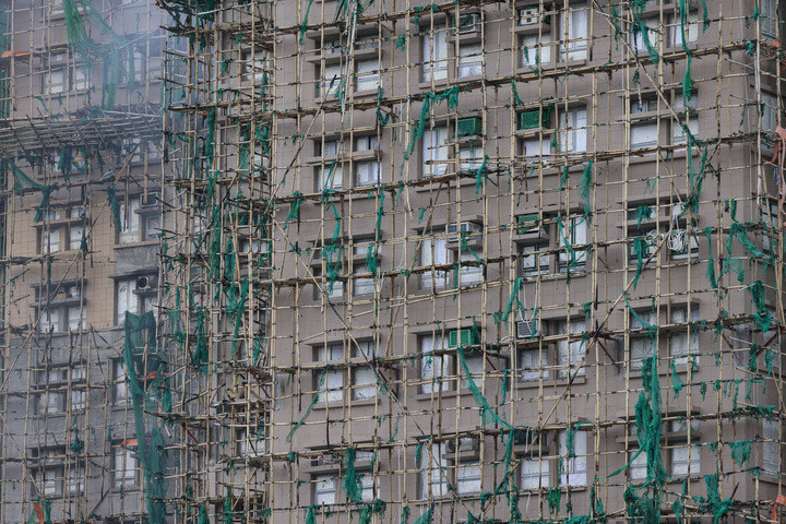 Người Việt ở Hong Kong: Chỉ tia lửa nhỏ có thể gây cháy chung cư 'như tận thế'- Ảnh 2. Người Việt ở Hong Kong: Chỉ tia lửa nhỏ có thể gây cháy chung cư 'như tận thế'- Ảnh 2.