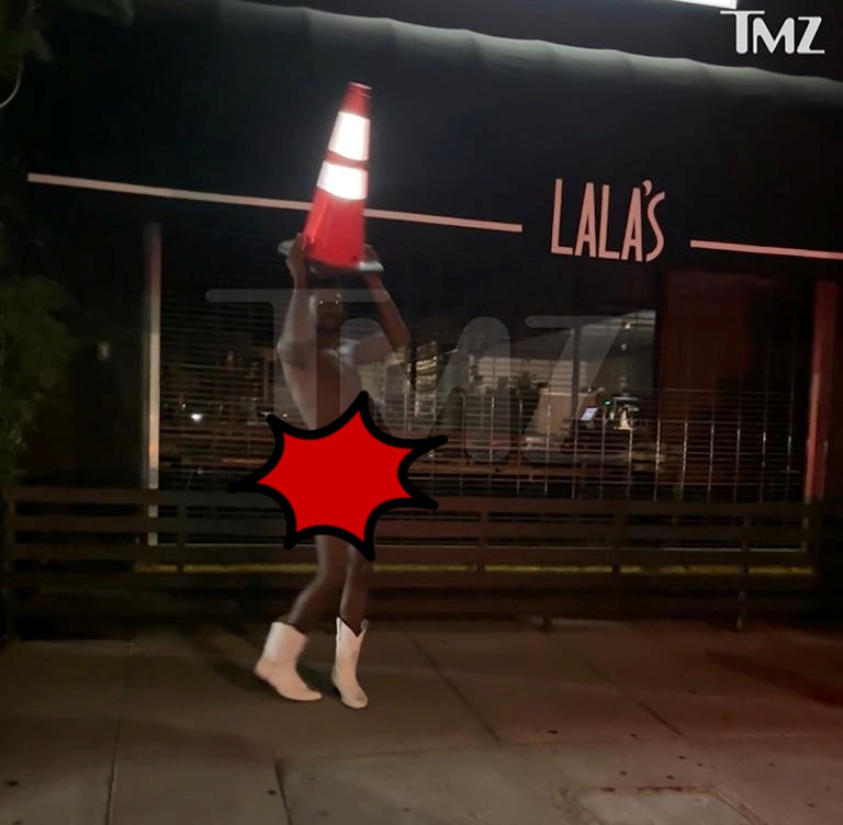 Bắt nam rapper gen Z gặp ảo giác gây náo loạn giữa phố, nghi liên quan ma tuý- Ảnh 3.