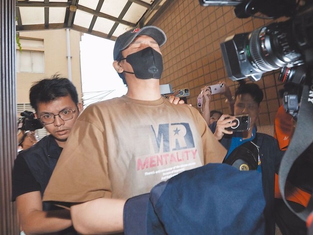 Tình trạng thê thảm của hơn 11 diễn viên - ca sĩ bị bắt trong cuộc truy quét nóng của cảnh sát- Ảnh 3.