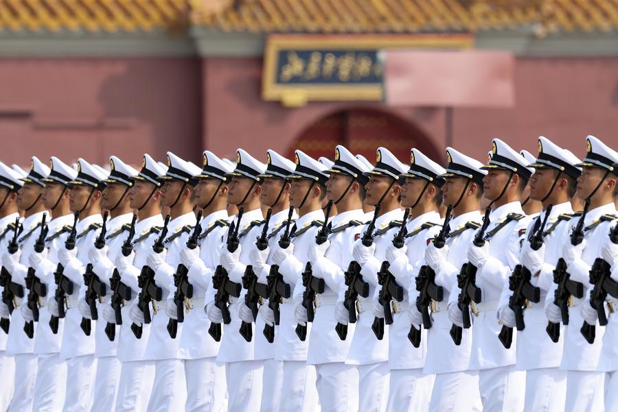 Khung cảnh duyệt binh “như phim điện ảnh” của Trung Quốc: Choáng ngợp trước quy mô lớn kỷ lục- Ảnh 6.