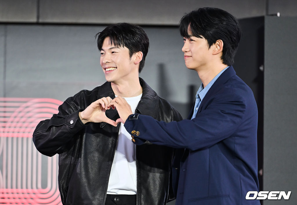 Khung hình quy tụ 2 Khung hình quy tụ 2