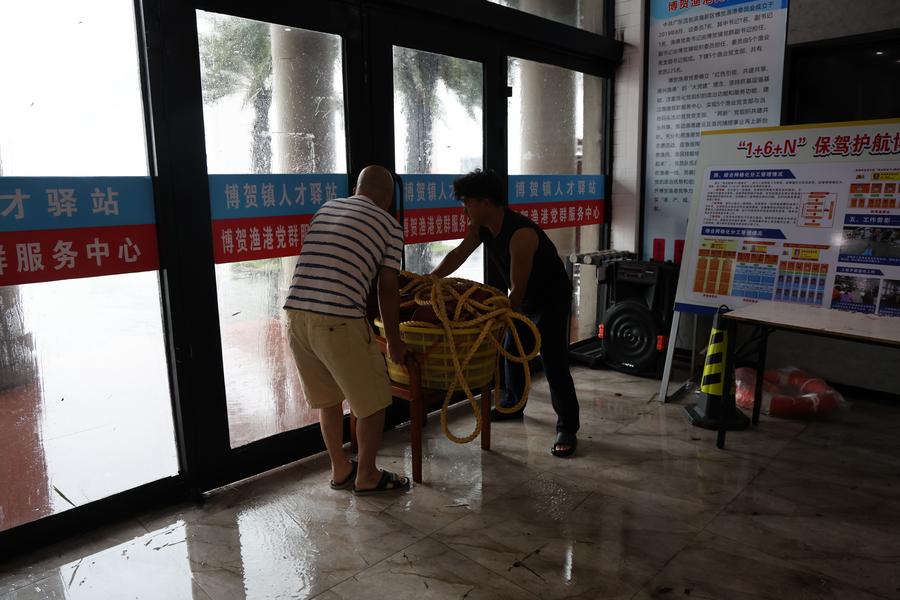 Những hình ảnh cận cảnh bão Matmo càn quét Trung Quốc- Ảnh 6.