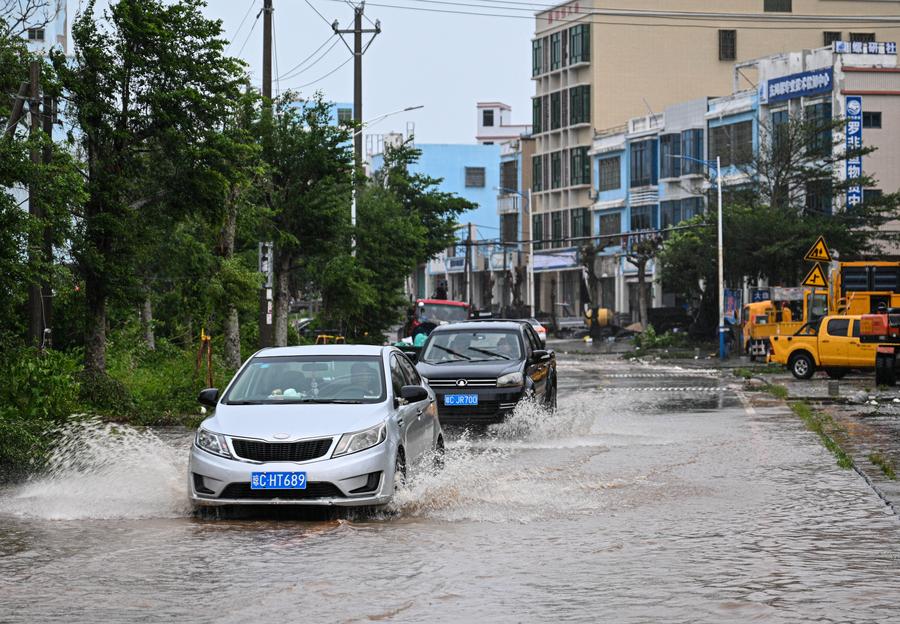 Những hình ảnh cận cảnh bão Matmo càn quét Trung Quốc- Ảnh 11.