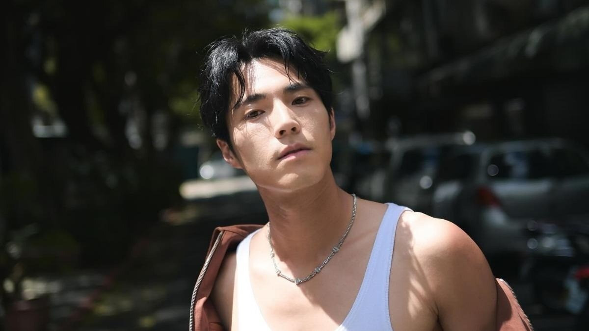 Người khiến 18 nghệ sĩ bị bắt xuất hiện- Ảnh 7.