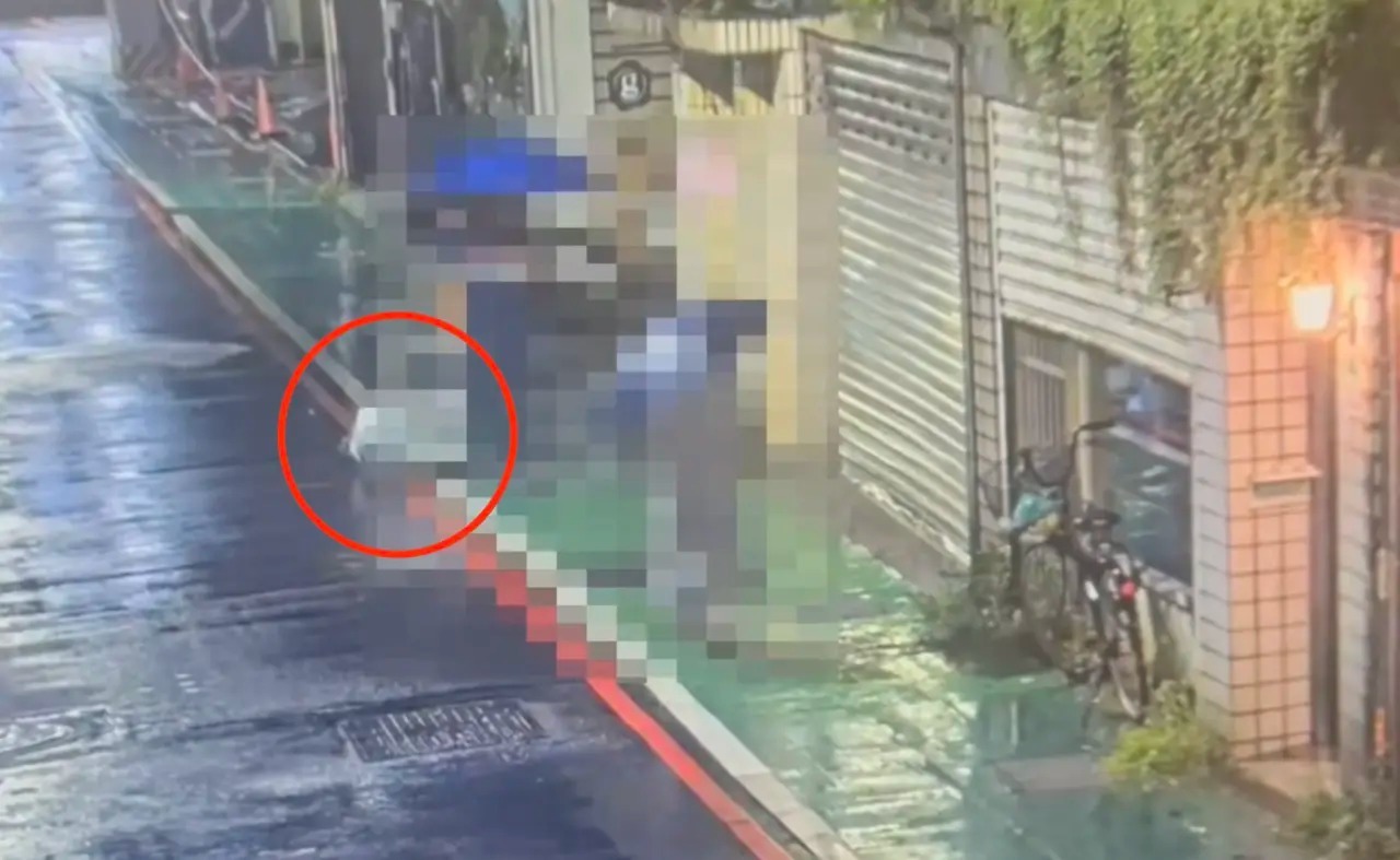 Án mạng rúng động tại chùa: Tìm thấy video cuộc gặp đáng ngờ giữa 1 nam diễn viên và nạn nhân, người vợ bí ẩn cũng bị điều tra- Ảnh 3. Án mạng rúng động tại chùa: Tìm thấy video cuộc gặp đáng ngờ giữa 1 nam diễn viên và nạn nhân, người vợ bí ẩn cũng bị điều tra- Ảnh 3.