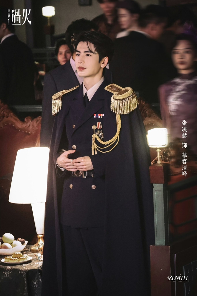 Mỹ nam Trung Quốc trời sinh để đóng vai quân nhân: Visual đẹp hơn chữ đẹp, diễn chán mấy dân tình cũng phải mò vào xem- Ảnh 5.