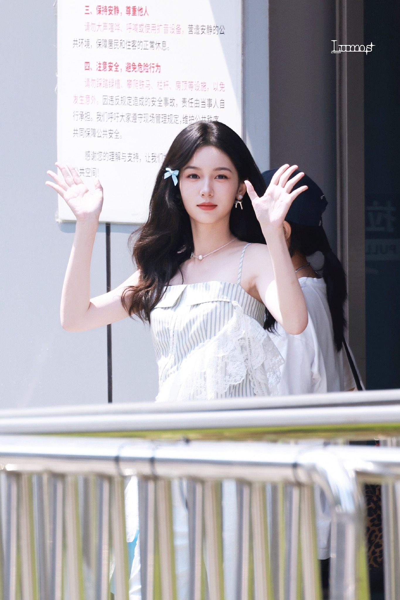 Mỹ nhân đẹp chấn động thế gian đi show thôi sao hot dữ vậy: Visual ngọt hơn chữ ngọt, xem khéo lại nghiện- Ảnh 4. Mỹ nhân đẹp chấn động thế gian đi show thôi sao hot dữ vậy: Visual ngọt hơn chữ ngọt, xem khéo lại nghiện- Ảnh 4.