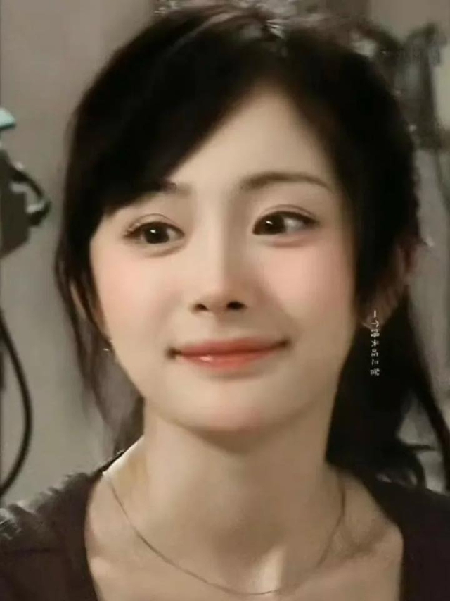 Dương Mịch 17 tuổi đẹp không gì sánh nổi: Gương mặt quốc sắc thiên hương, ăn tiền nhất là đôi mắt nghìn năm có một- Ảnh 6.