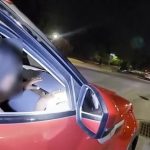 Tài xế Mỹ bắn chết người bấm còi giục đi tại đèn xanh 240627 police body cam shooting 08172587 1761124917076 1761124917389838609627 0 0 404 646 crop 17611249313761033961288jpg