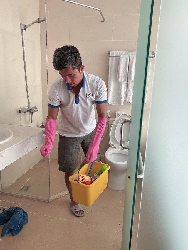Ngân 98 - Lương Bằng Quang: Mua rau phải mặc cả từng đồng, cọ toilet thuê để mưu sinh- Ảnh 6.