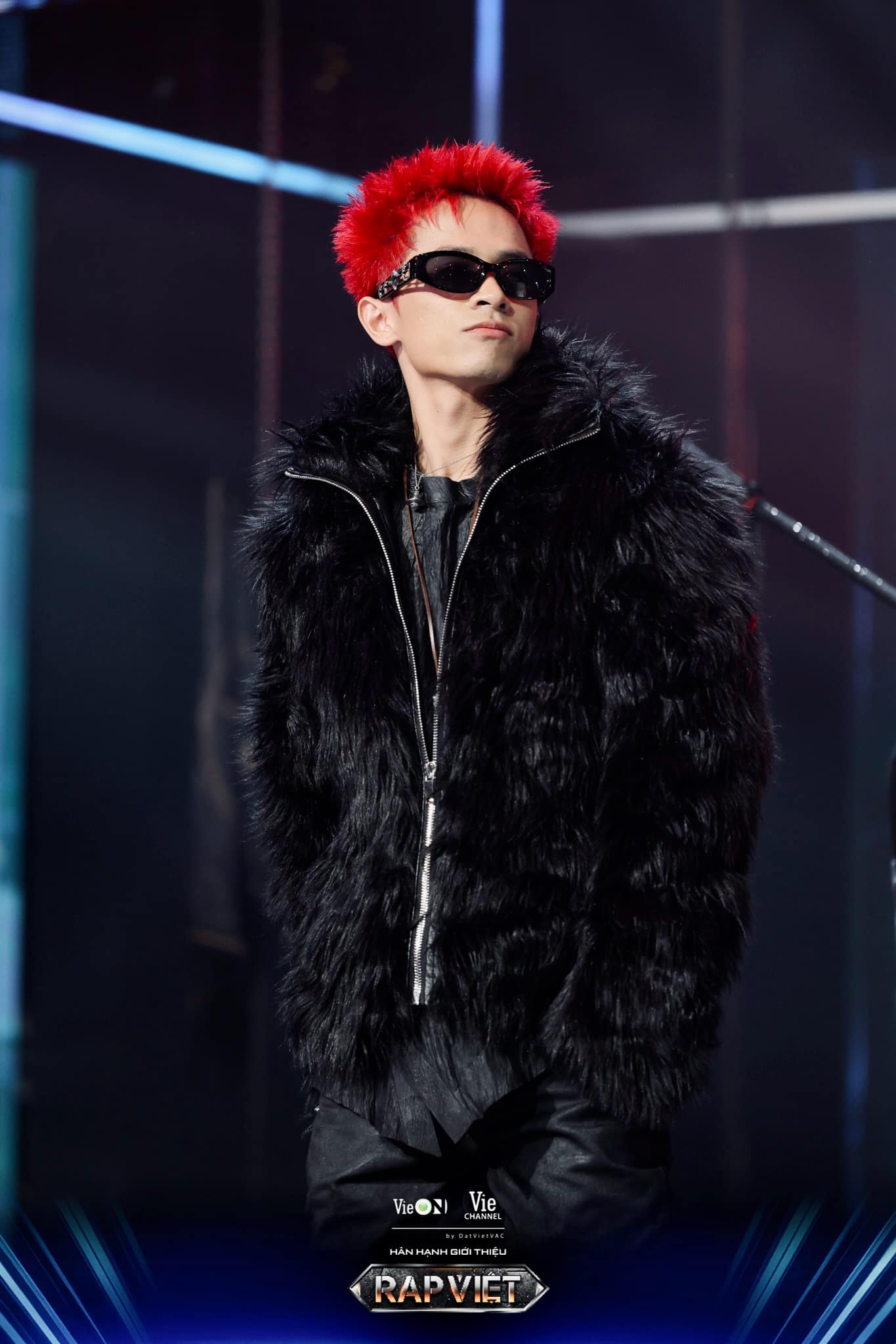 Tóm dính 1 Em Xinh Say Hi và bạn trai rapper có cử chỉ lạ giữa sự kiện, lộ liễu không màng đến xung quanh!- Ảnh 3.