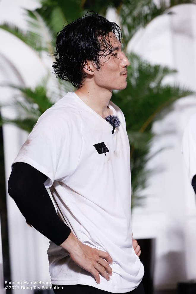 Lộ thêm 2 thành viên Running Man: Người là mỹ nhân đánh bại Trấn Thành, người đẹp đỉnh nhưng... quăng miếng nào rớt miếng đó!- Ảnh 3.