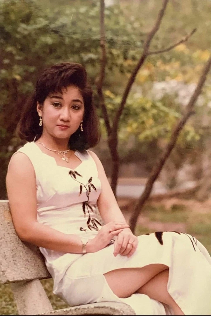 Nữ NSƯT là mỹ nhân nức tiếng: Cô đơn sau 2 đời chồng, bưng bê, làm nail, 1 mình nuôi con ở xứ người- Ảnh 3.