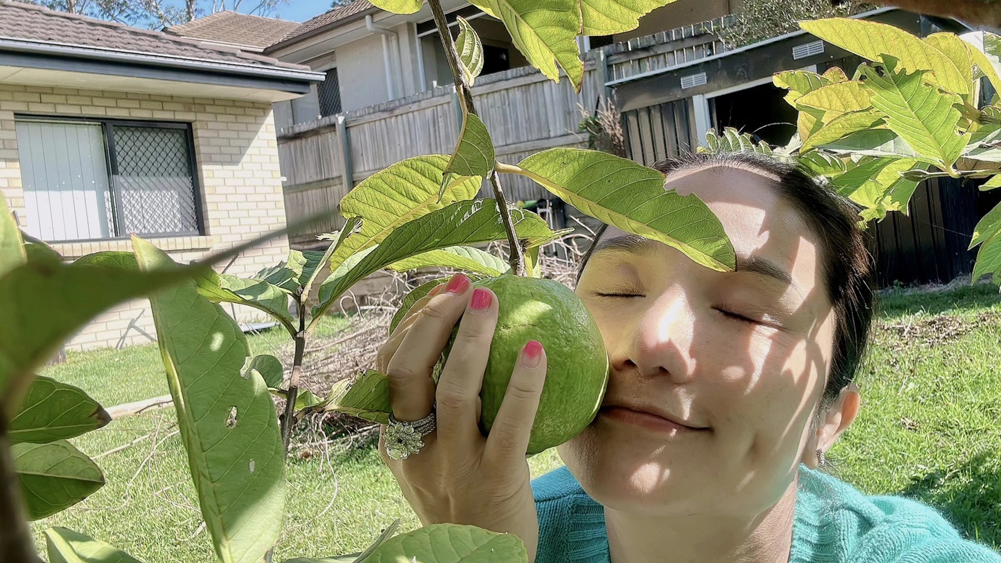 Nữ NSƯT sở hữu nhà từ Việt Nam sang Úc, U50 gợi cảm, trải qua nhiều mối tình với trai trẻ- Ảnh 4.