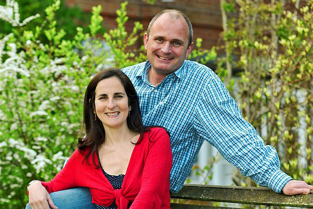 Vụ lừa đảo “Ai là triệu phú?” chấn động trong lịch sử truyền hình: Người chơi giành giải thưởng 35 tỷ đồng với thủ đoạn đơn giản tới phi lý- Ảnh 5.