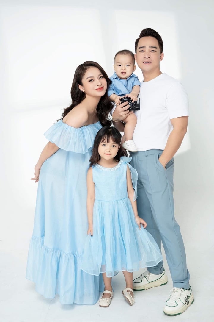 Diễn viên thay Xuân Bắc đóng Táo quân, từng áp lực đến mức không ăn nổi là ai?- Ảnh 6. Diễn viên thay Xuân Bắc đóng Táo quân, từng áp lực đến mức không ăn nổi là ai?- Ảnh 6.