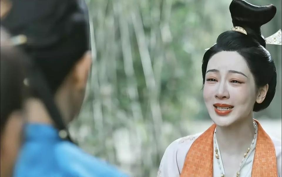 Mỹ nhân hạng A ê chề nhất Trung Quốc hiện tại: Nhan sắc thảm hoạ bị ví như Hồng tỷ, đến fan cũng không bênh nổi- Ảnh 1.