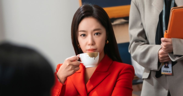 Mỹ nhân giàu gấp 1 triệu lần chỉ sau 1 đêm, khiến cả châu Á thương đứt ruột giờ ra sao? 2hwangjungeum1 1747387464388289488945 126 0 754 1200 crop 1747387469468861085210png