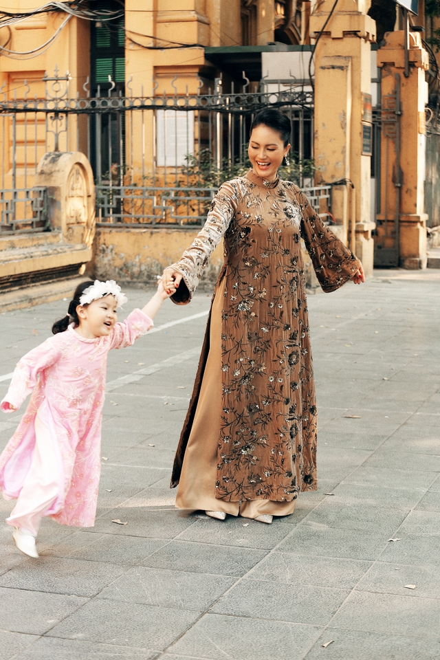 "Đại mỹ nhân Vbiz" tái xuất sau 1 thập kỷ "ở ẩn", nhan sắc sau bao nhiêu năm không một chút thay đổi 2l9a5528 17407354674522107445230 1740753748214 1740753749082900871144