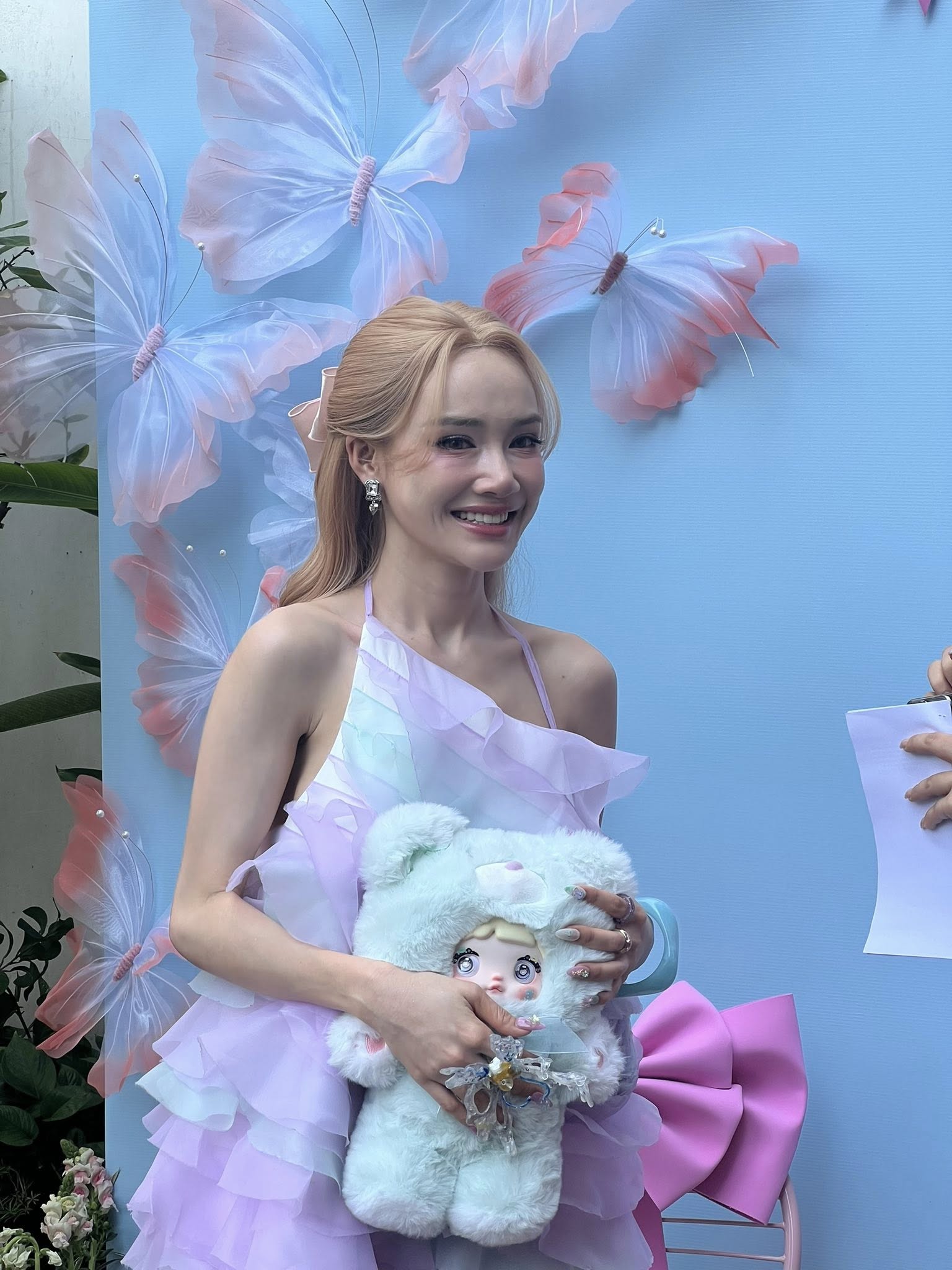 Sốc với nhan sắc thật của Nhã Phương- Ảnh 1.