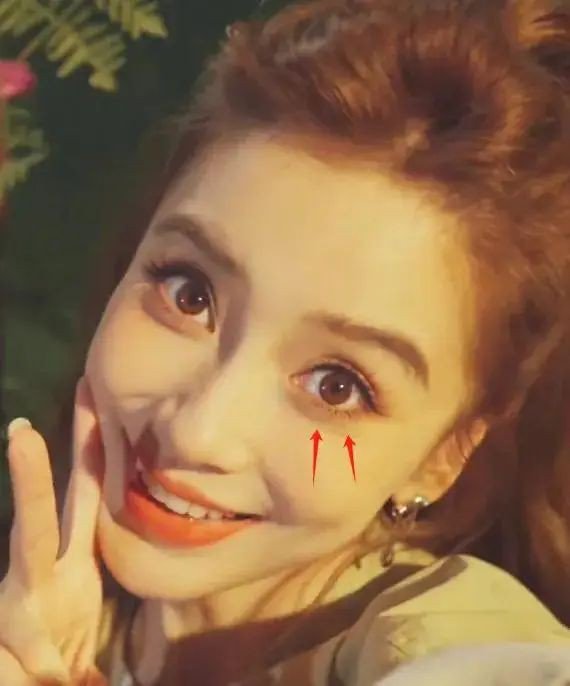 3-1740909410-131-width570height686 Sự nghiệp Angelababy rơi vào tình thế tuyệt vọng - 5