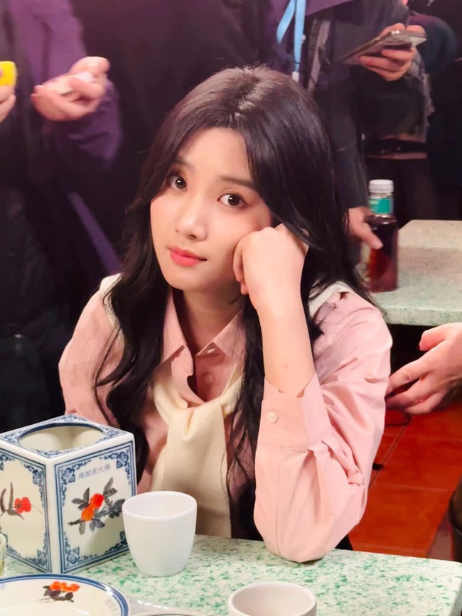 Mỹ nhân ngoan xinh yêu nhất Trung Quốc hiện tại lại gây sốt: Nhan sắc