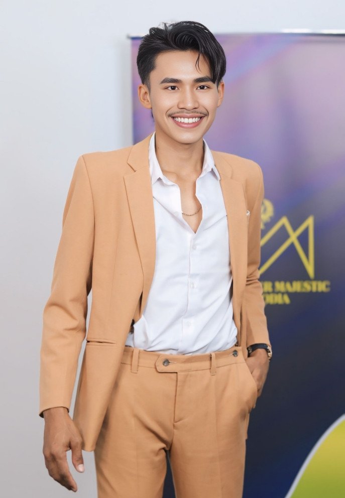 Thí sinh bị bàn tán nhiều nhất ‘Nam vương Campuchia’ từng trầm cảm vì xấu xí - 4