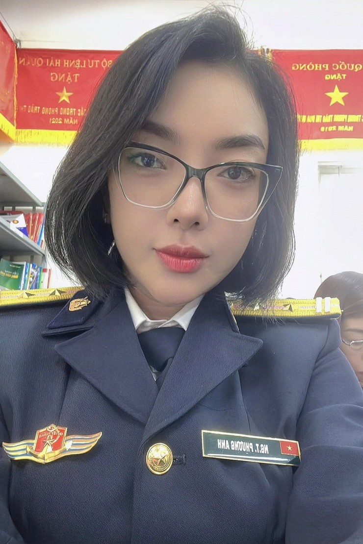 Nữ NSƯT là Thượng tá trẻ nhất, cuộc sống viên mãn sau nhiều biến cố - 3