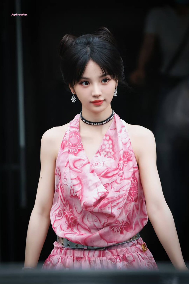 Mỹ nhân Trung Quốc tuyên truyền phim mới mà đẹp hết phần thiên hạ, style mướt mắt không thể không khen- Ảnh 5. Mỹ nhân Trung Quốc tuyên truyền phim mới mà đẹp hết phần thiên hạ, style mướt mắt không thể không khen- Ảnh 5.