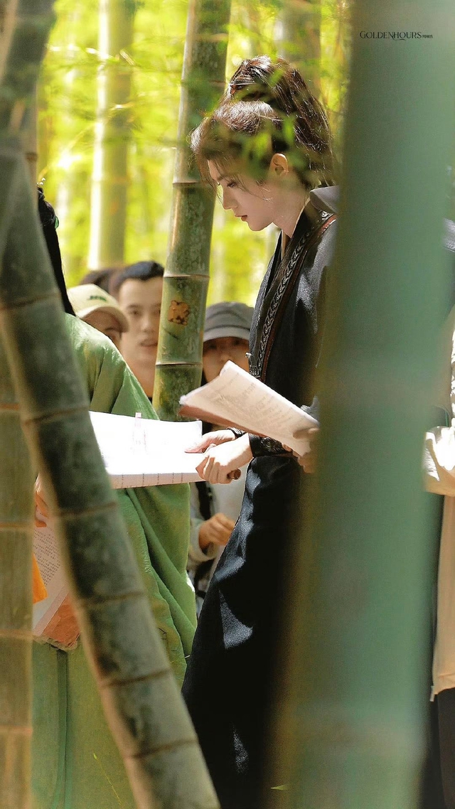 Thống soái đẹp nhất Trung Quốc hiện tại: Visual tuyệt mỹ khiến hội chị em rạo rực, vướng 7749 drama fan vẫn mê bất chấp- Ảnh 5.