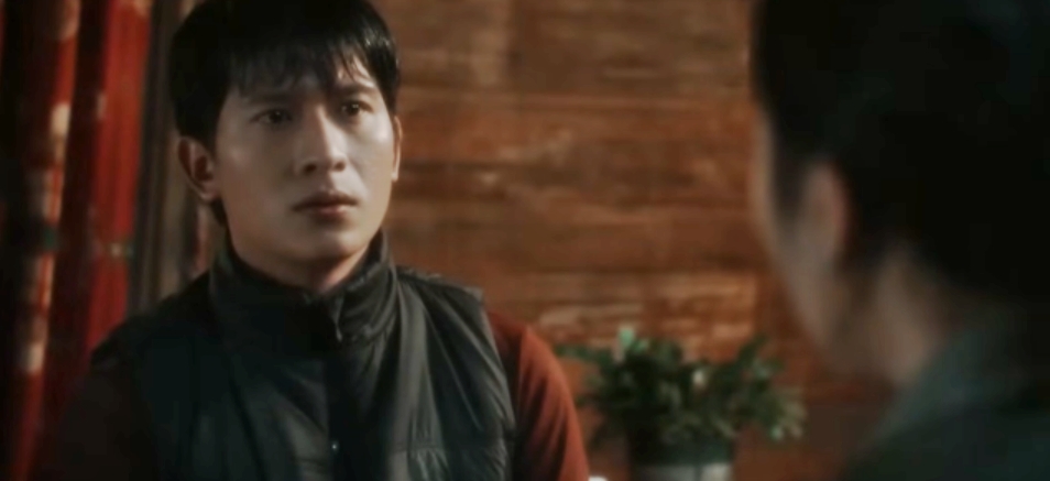 Mỹ nam Việt mang tiếng thiếu gia mà nhìn như thiếu nợ, mặt này mới bị ai cướp sổ gạo đúng không?- Ảnh 2.