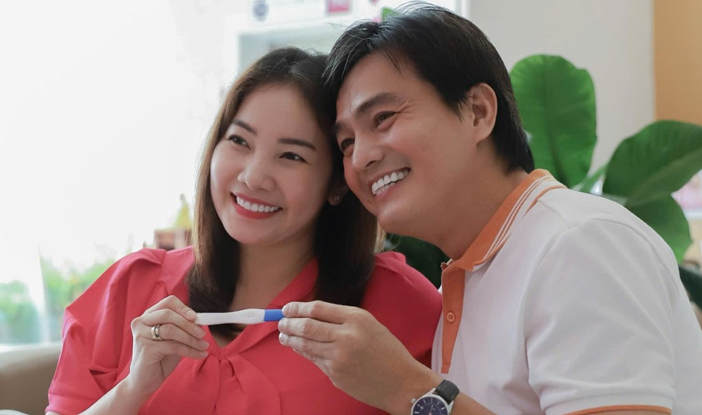 Vợ chồng sao nam Vbiz cưới nhau 9 năm mới mang bầu, tình cảm mặn nồng ai cũng ngưỡng mộ- Ảnh 5.