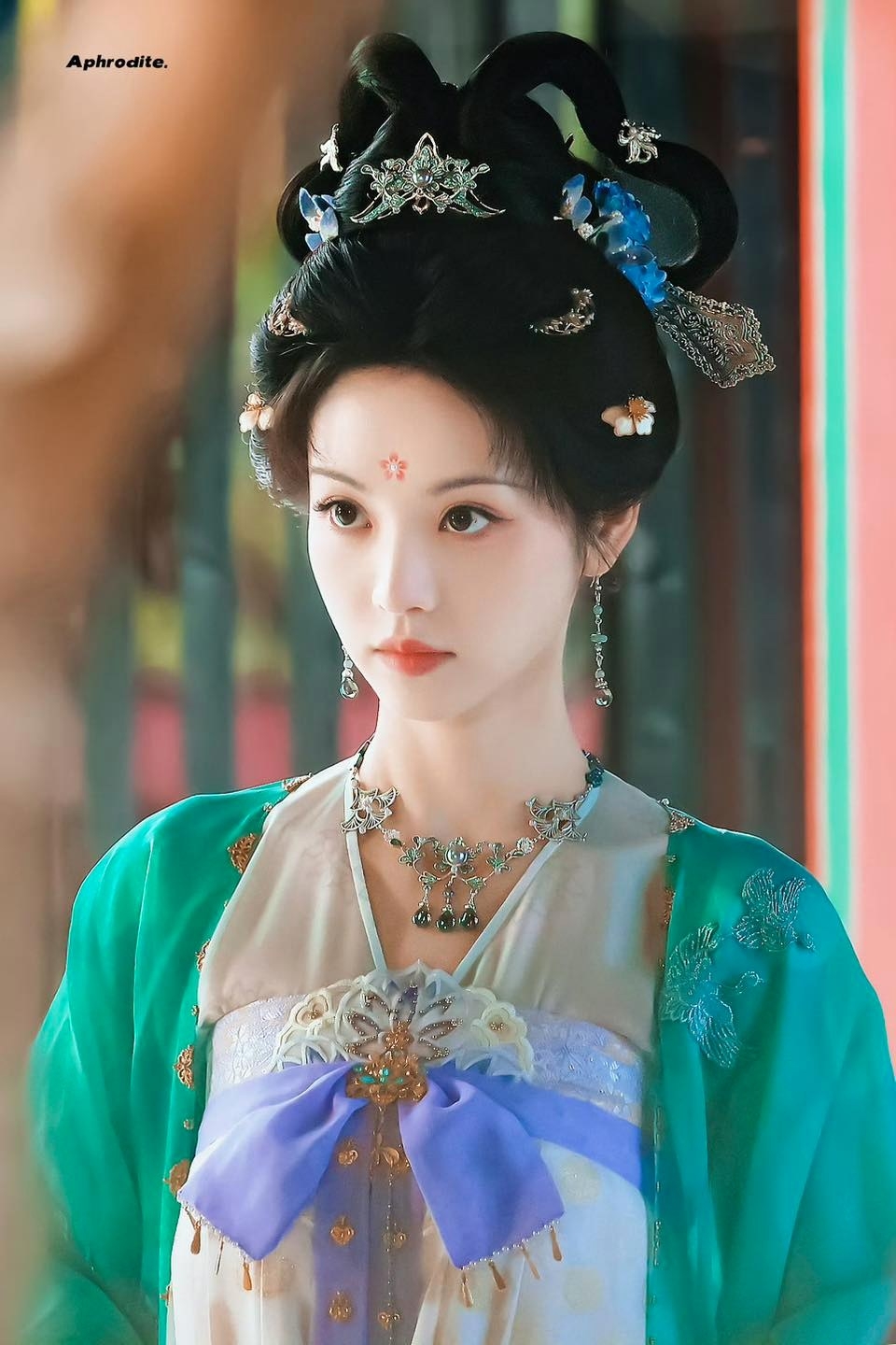 Phim ngôn tình ngọt sủng khiến MXH dậy sóng: Nhà gái đóng cổ trang không có đối thủ, nhà trai đẹp ác gấp đôi visual- Ảnh 3.